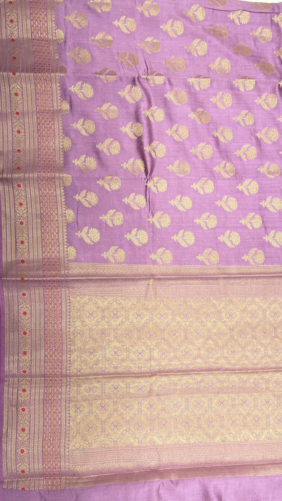 Royal Elegance: Faishana's Exquisite Light Purple Pure Chiniya Silk Gold Floral Zari Booti with Minakari Border & Purple Blouse