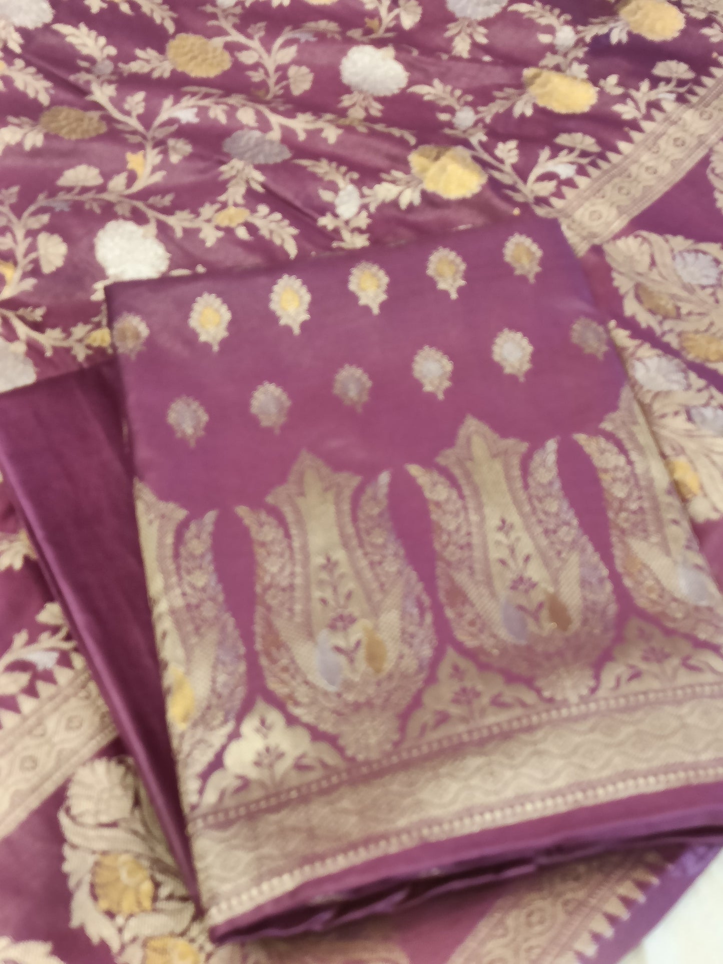 Magenta Cotton Dyable Alfi Zari Booti Banarasi Suit with Floral Zari Jaal Banarasi Suit 13SHL_DAS4