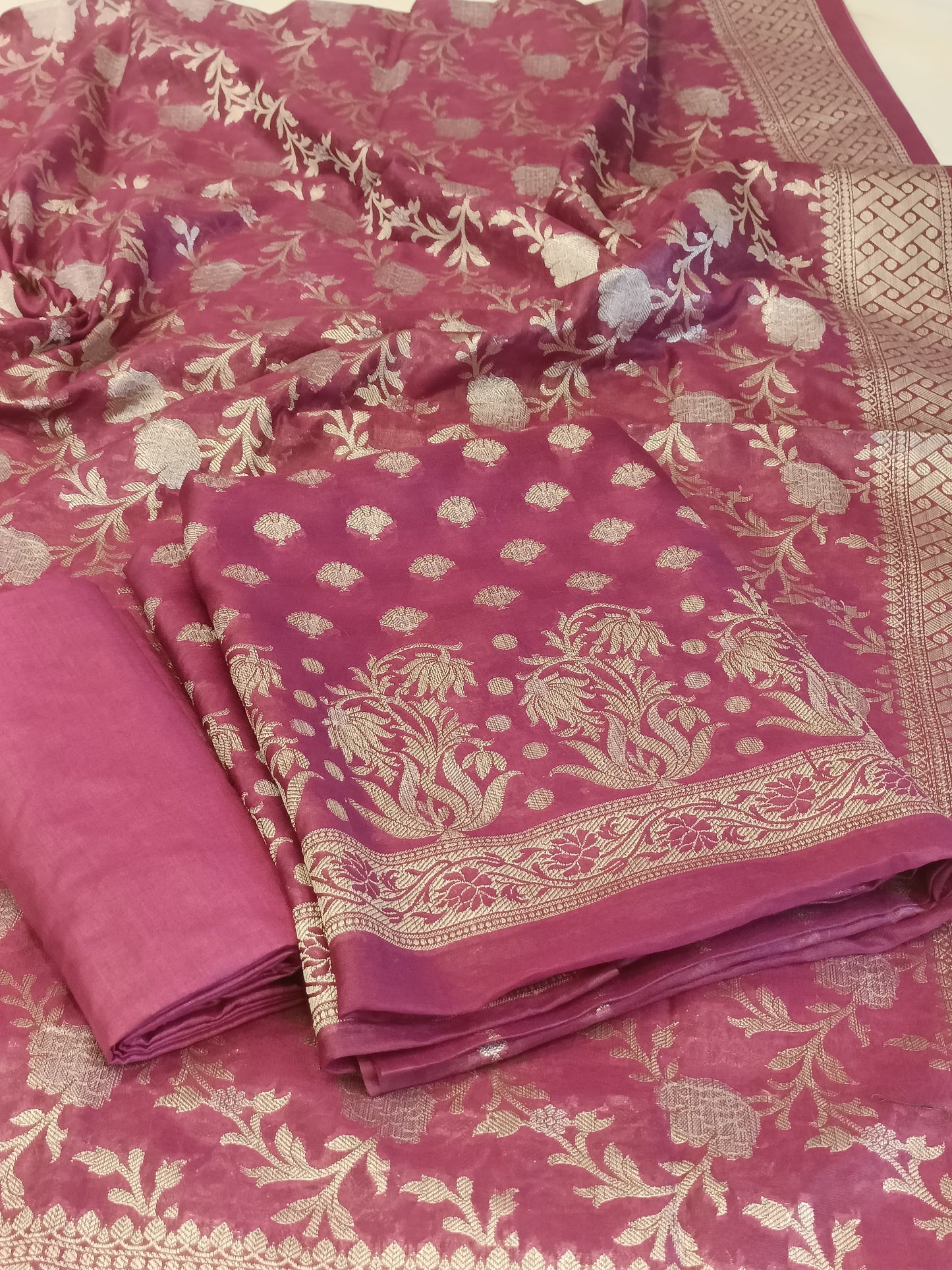 Magenta Cotton Dyable Alfi Zari Booti Banarasi Suit with Floral Zari Jaal Banarasi Suit 13SHL_DAS6