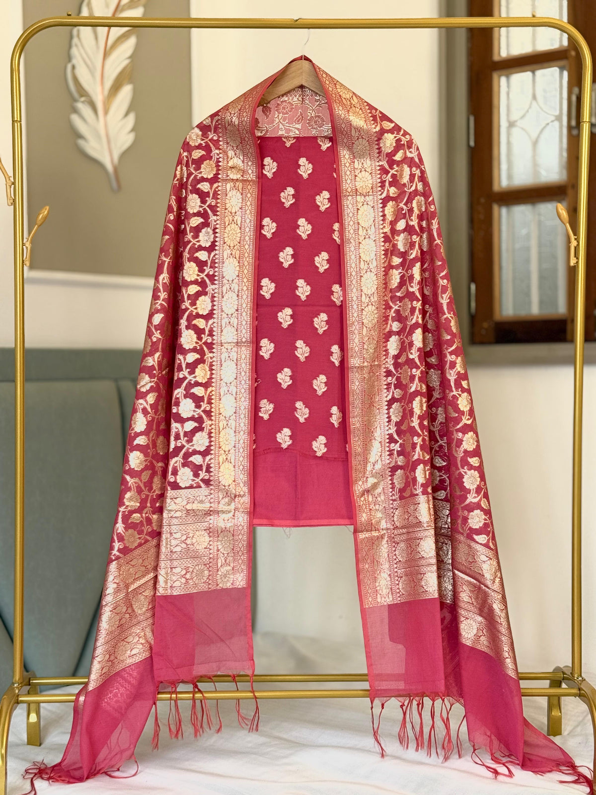 Fuchsia Pink Mal Chanderi Lorex Zari Booti Banarasi Suit With Chanderi Weave Dupatta 150PNJ_MCL6