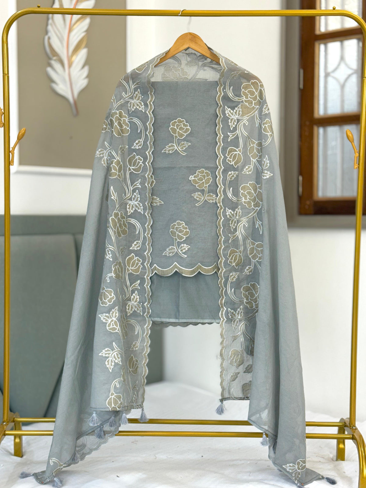 Grey Mal Chanderi Tissue Applique Boota Banarasi Suit With Applique Border Dupatta 200PNJ_MTA5