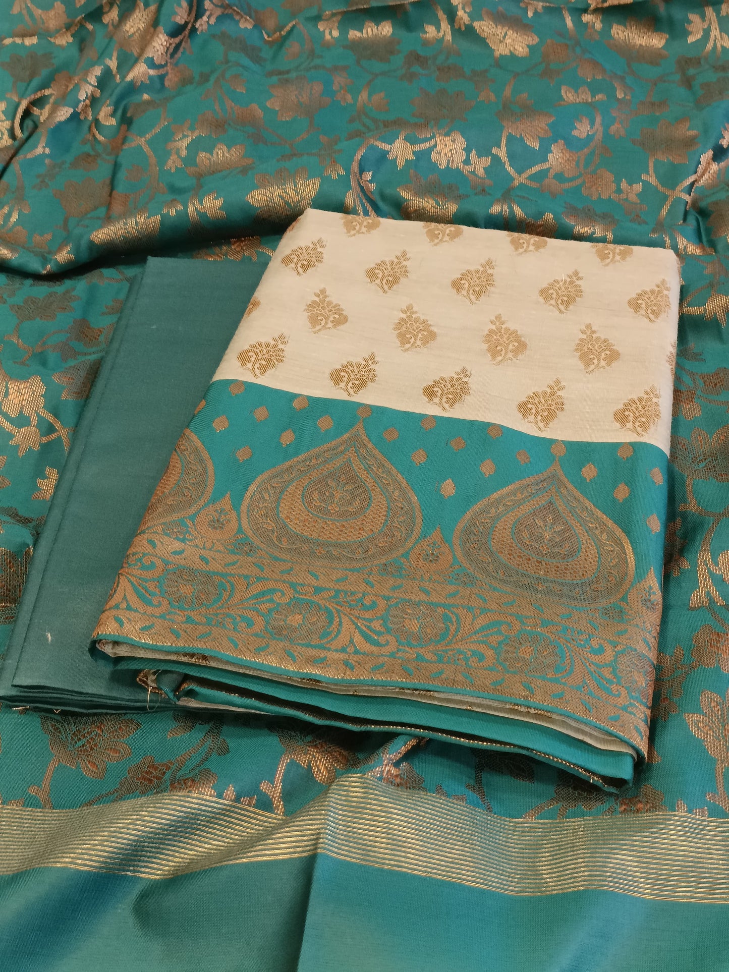 Light Seagreen Cotton Floral Zari Booti with Contrast Seagreen Silk Border Banarasi Suit 525IM_CTN4