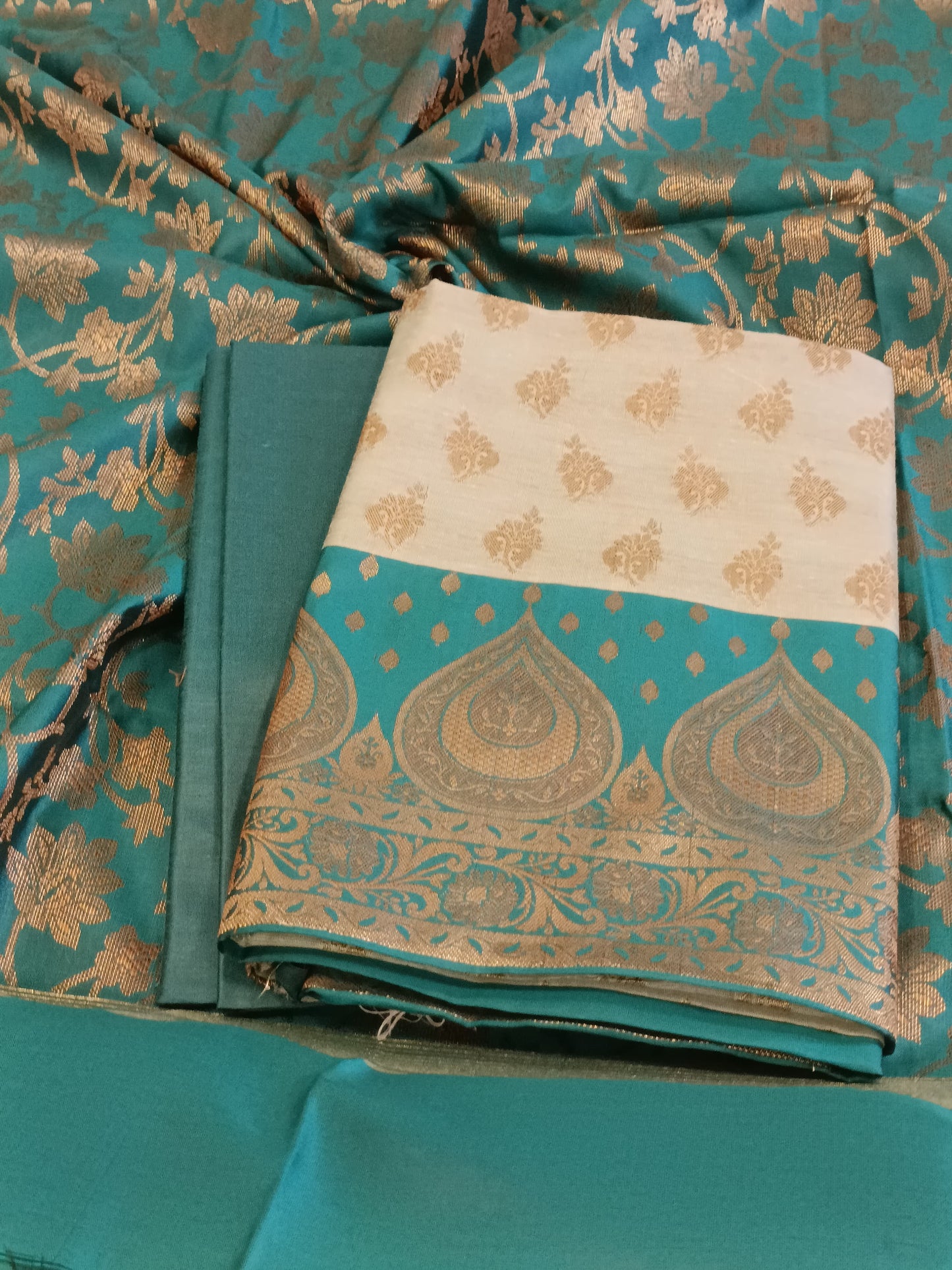Light Seagreen Cotton Floral Zari Booti with Contrast Seagreen Silk Border Banarasi Suit 525IM_CTN4