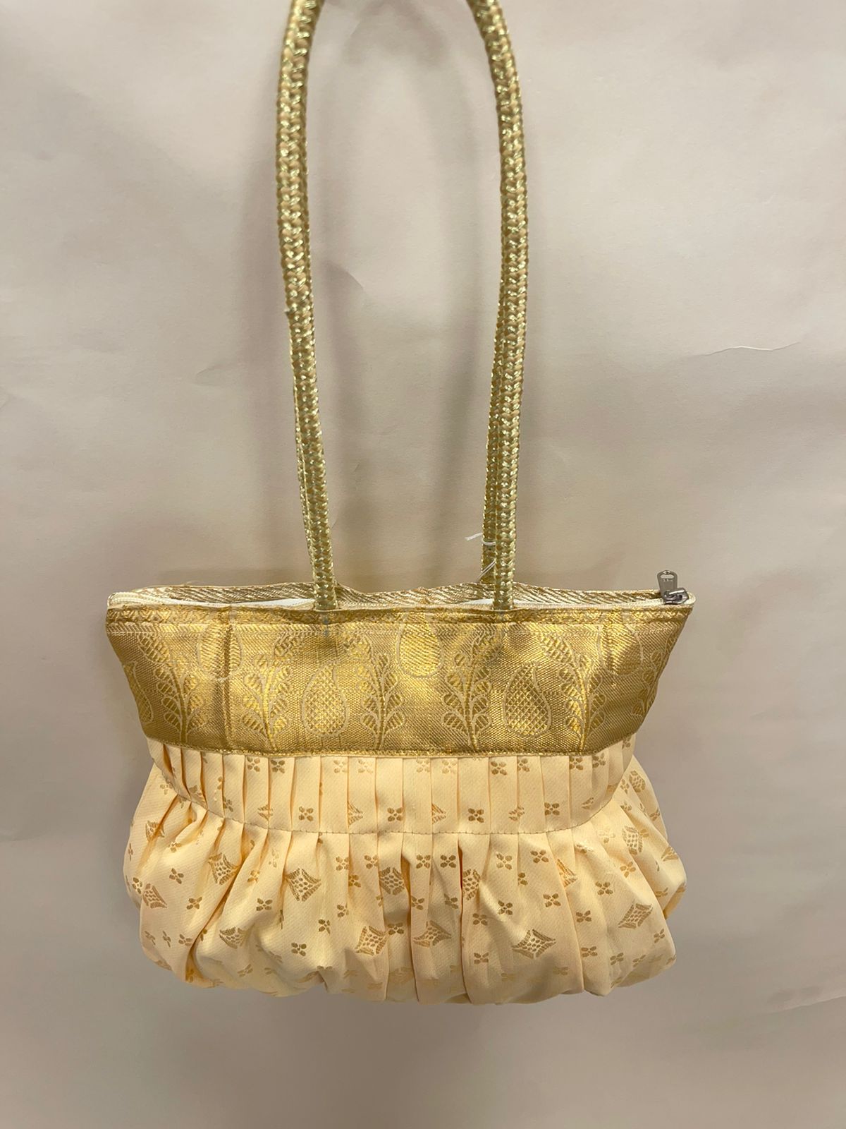 Cream Banarasi Hand Bag HBG_49