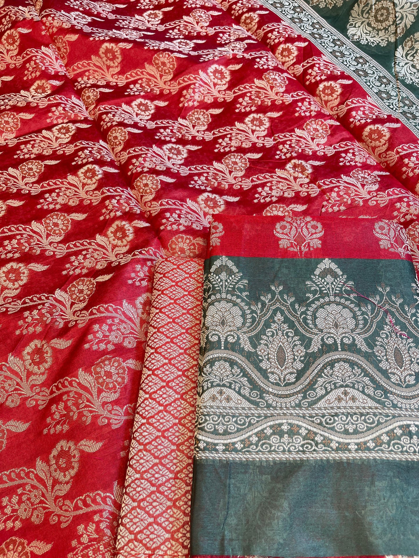 Red Cotton Alfi Resham Floral Boota Contrast Darkgreen Border Banarasi Suit 600AJ_PJS9