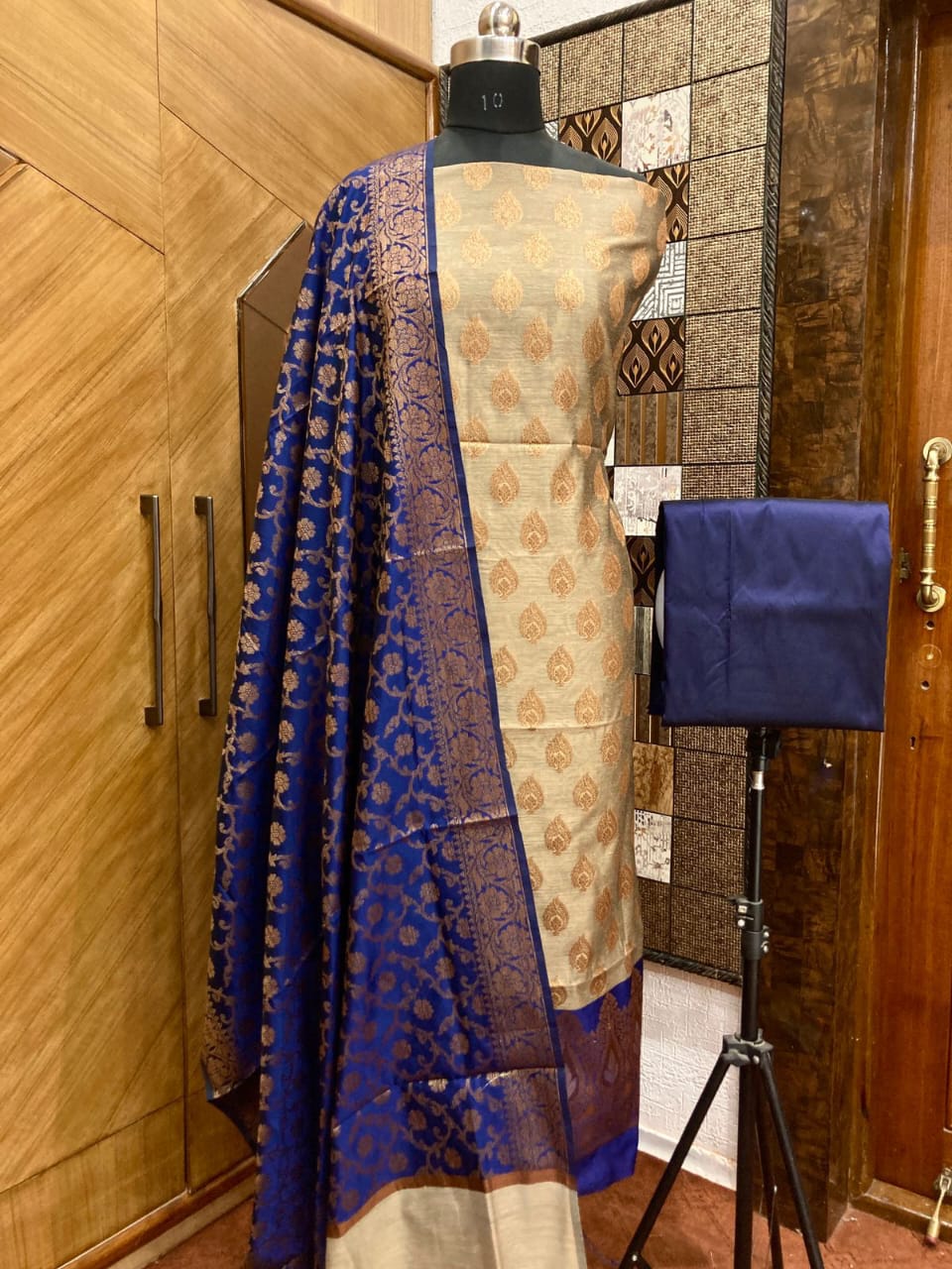 Tussar Cotton weave Zari Booti Contrast Navy Blue Border Banarasi Suit 600SKL_CT5