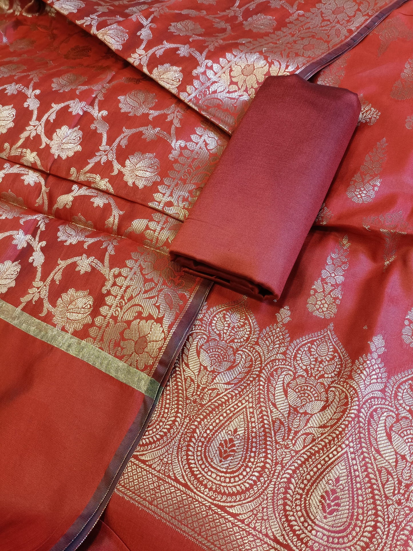 Red Tapeta Silk Floral Dual Zari Booti with Zari Jaal Dupatta Banarasi Suit 625AJ_TPT73