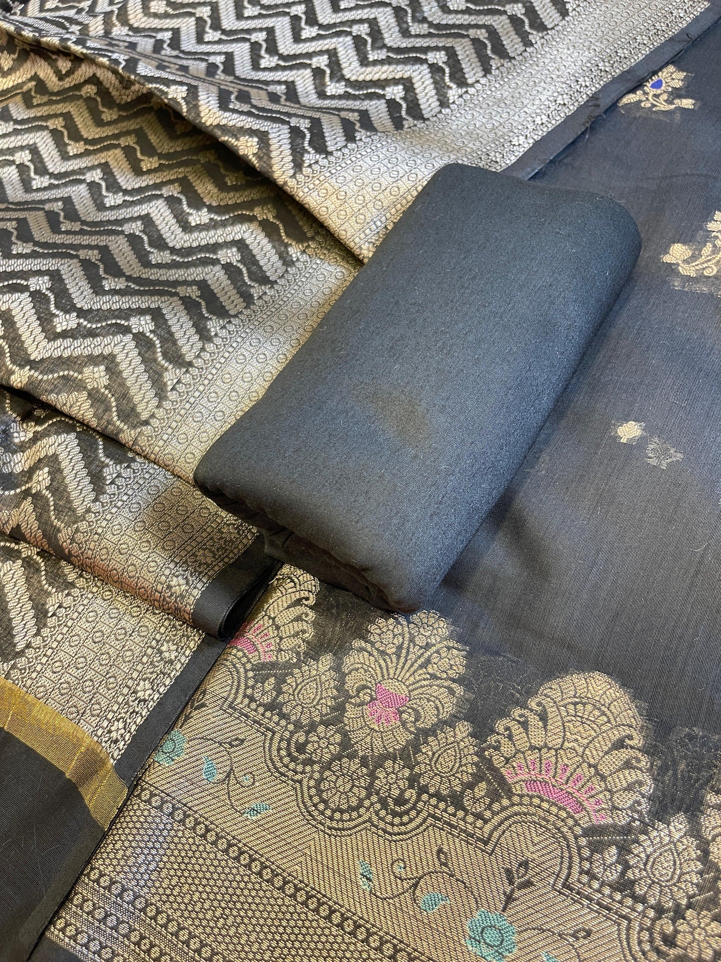 Black Cotton Resham Minakari Floral Zari Booti Banarasi Suit 625SHL_CT41