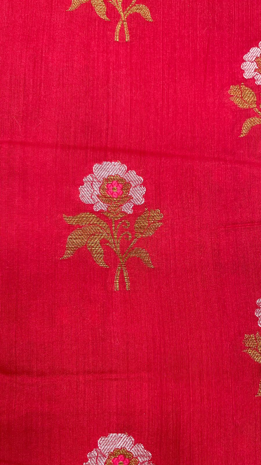 Faishana Pure Silk Handloom Red Muga Silk Zari Mina Floral Booti Contrast Magenta Anchal Copper Zari Border Banarasi Saree with Magenta Blouse