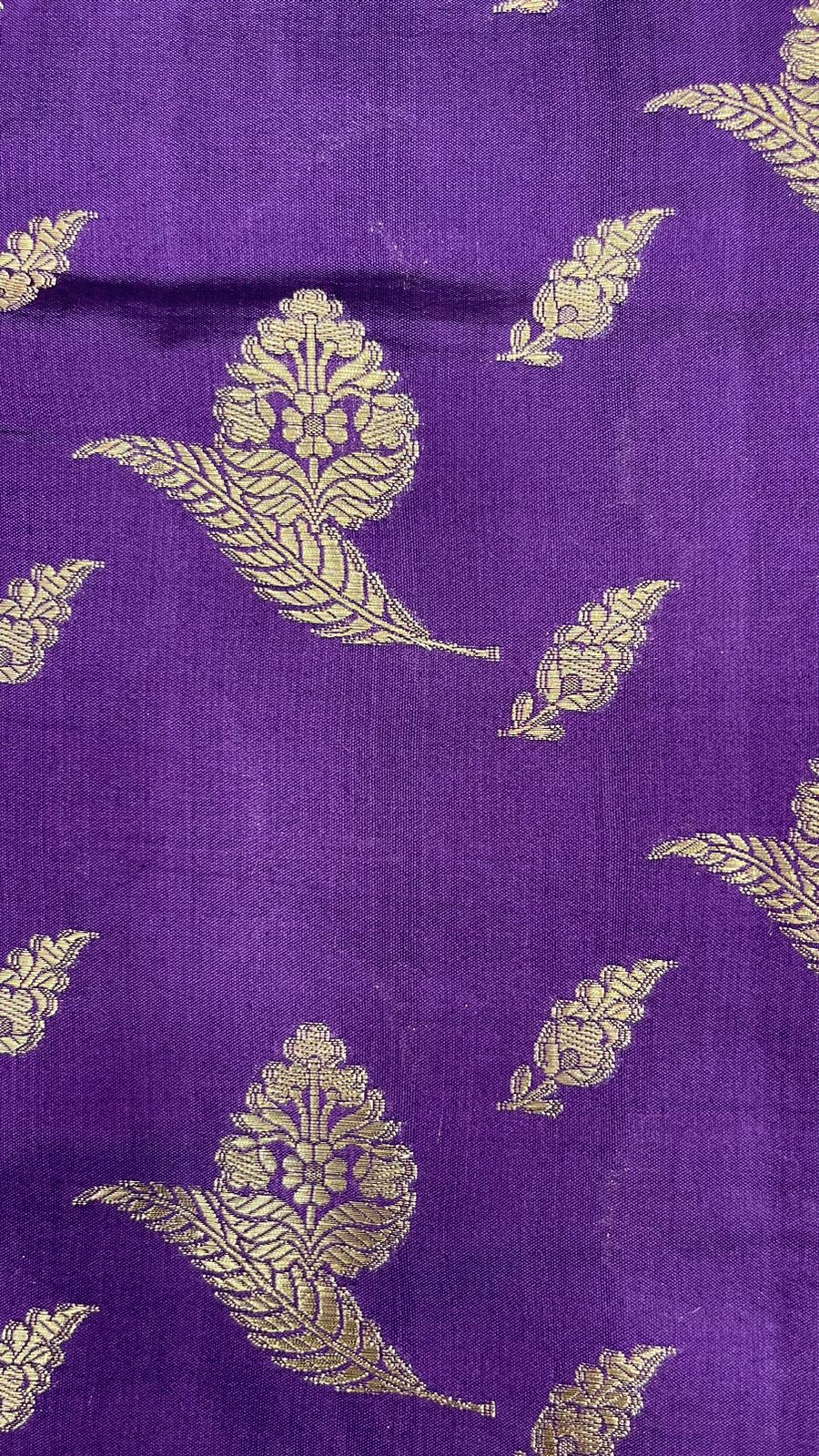 Regal Charm: Faishana's Exquisite Pure Silk Handloom Purple Chiniya Silk Gold Floral Zari Booti with Minakari Border & Purple Blouse
