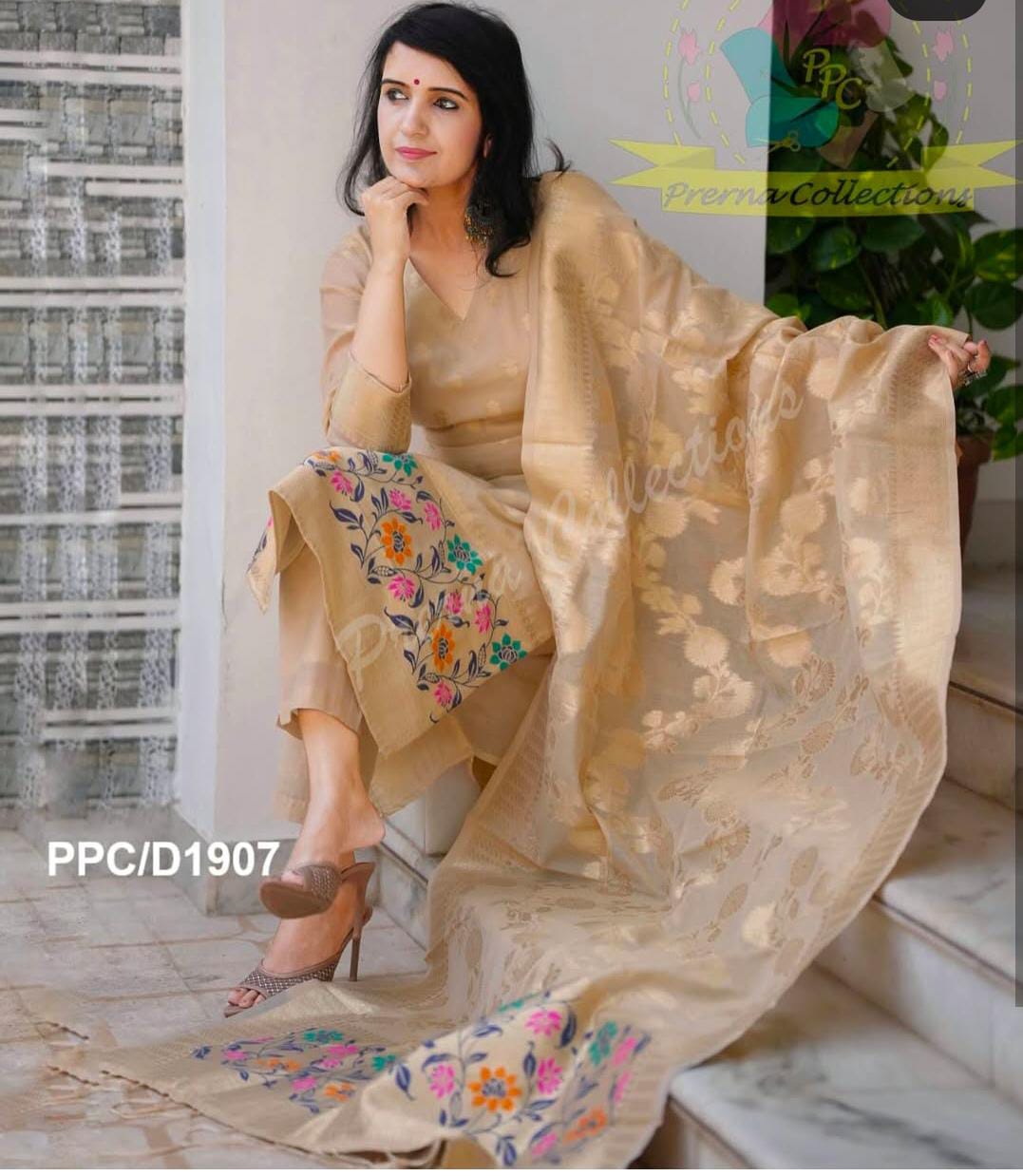 Beige Cotton Floral Zari Booti Banarasi Suit with Sleeves and Jamdani Dupatta 650SKL_JM23