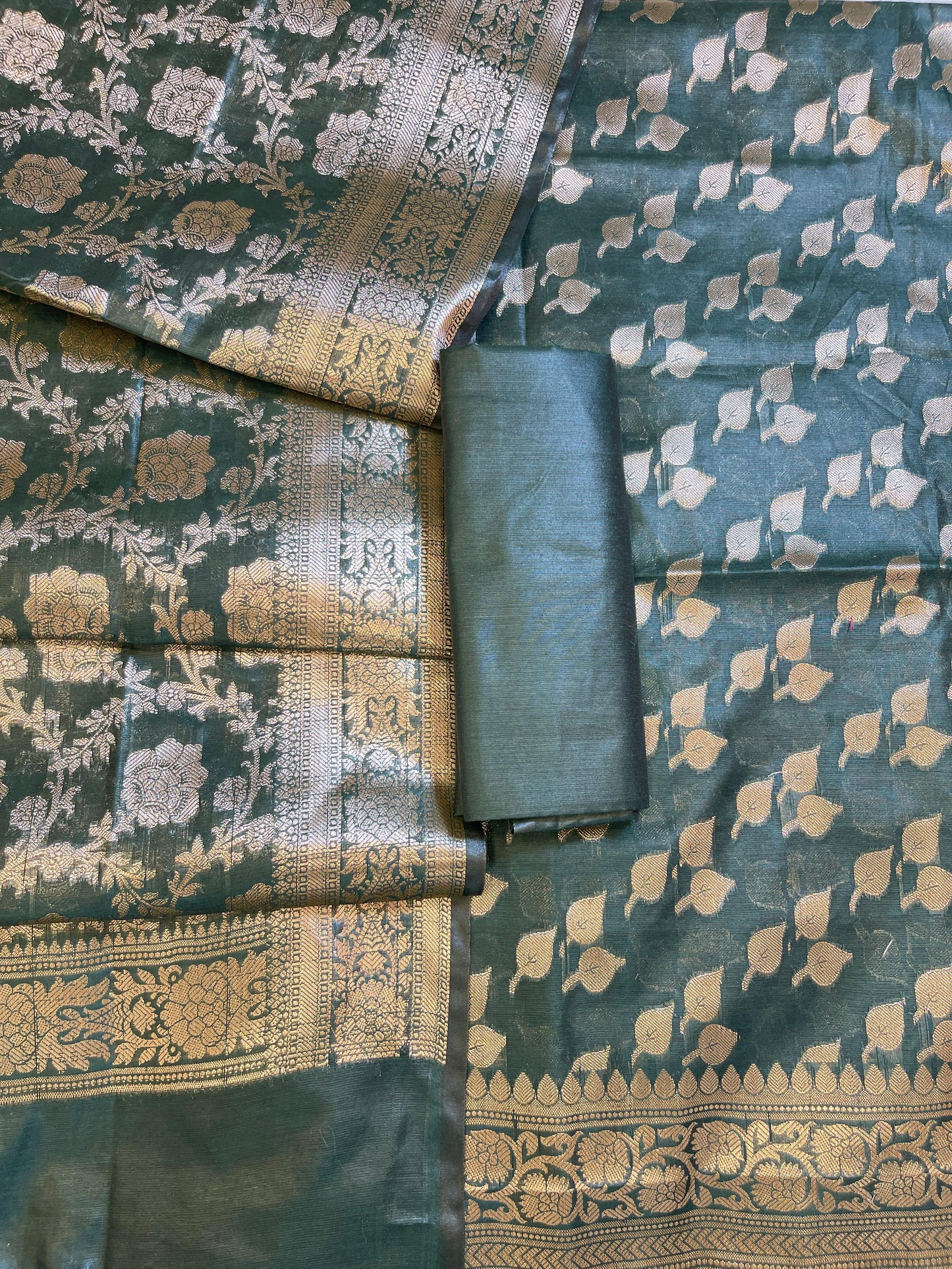 Dark Green Cotton Silk Floral Zari Booti Banarasi 3 pcs Suit Set 675JVC_131