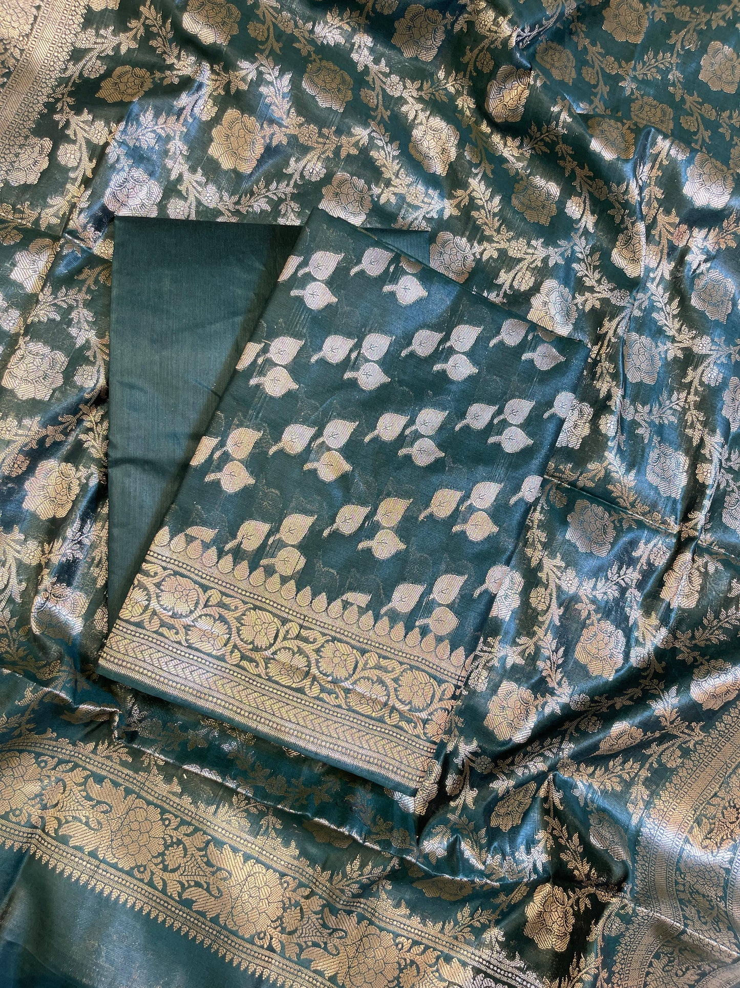 Dark Green Cotton Silk Floral Zari Booti Banarasi 3 pcs Suit Set 675JVC_131