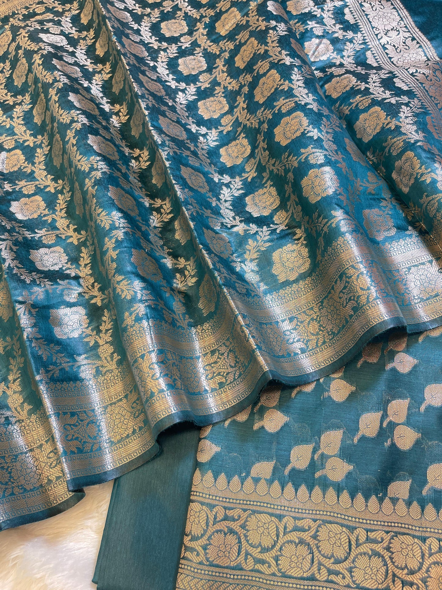 Seagreen Cotton Silk Floral Zari Booti Banarasi 3 pcs Suit Set 675JVC_133