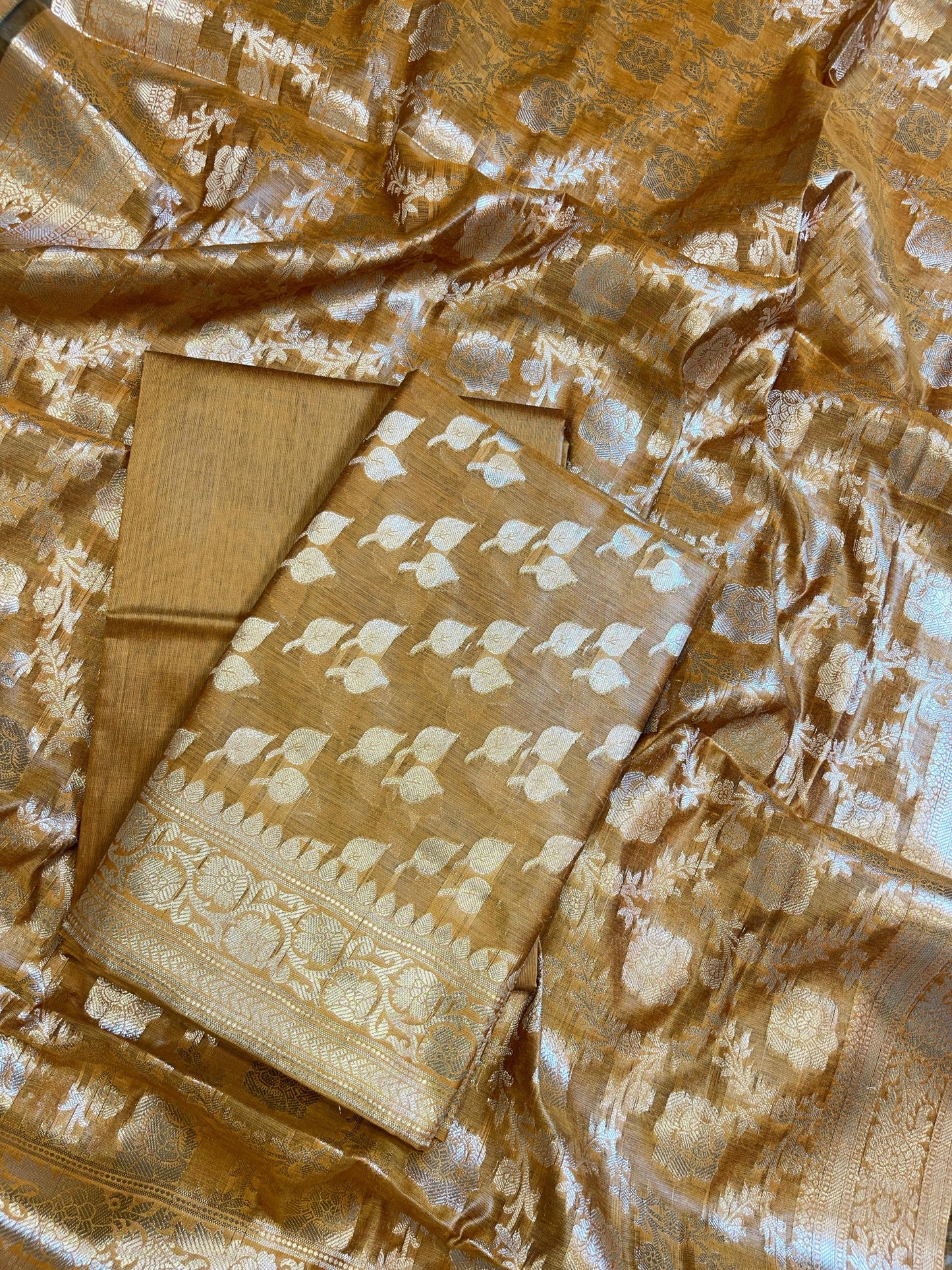 Mustard Yellow Cotton Silk Floral Zari Booti Banarasi 3 pcs Suit Set 675JVC_134