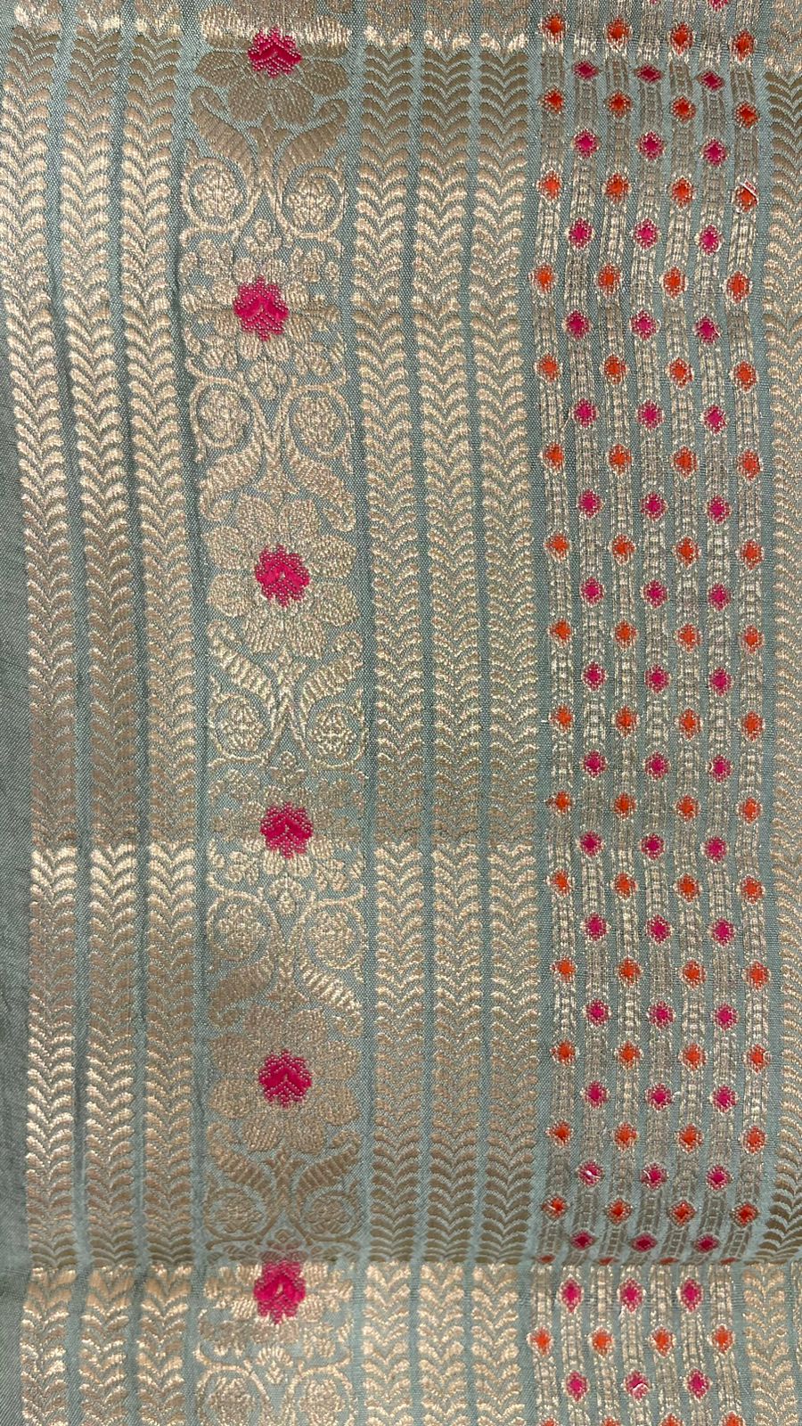 Elegant Faishana Pure Silk Handloom Light Green Chiniya Silk with Gold Zari Floral Booti and Minakari Border & Light green Blouse Piece