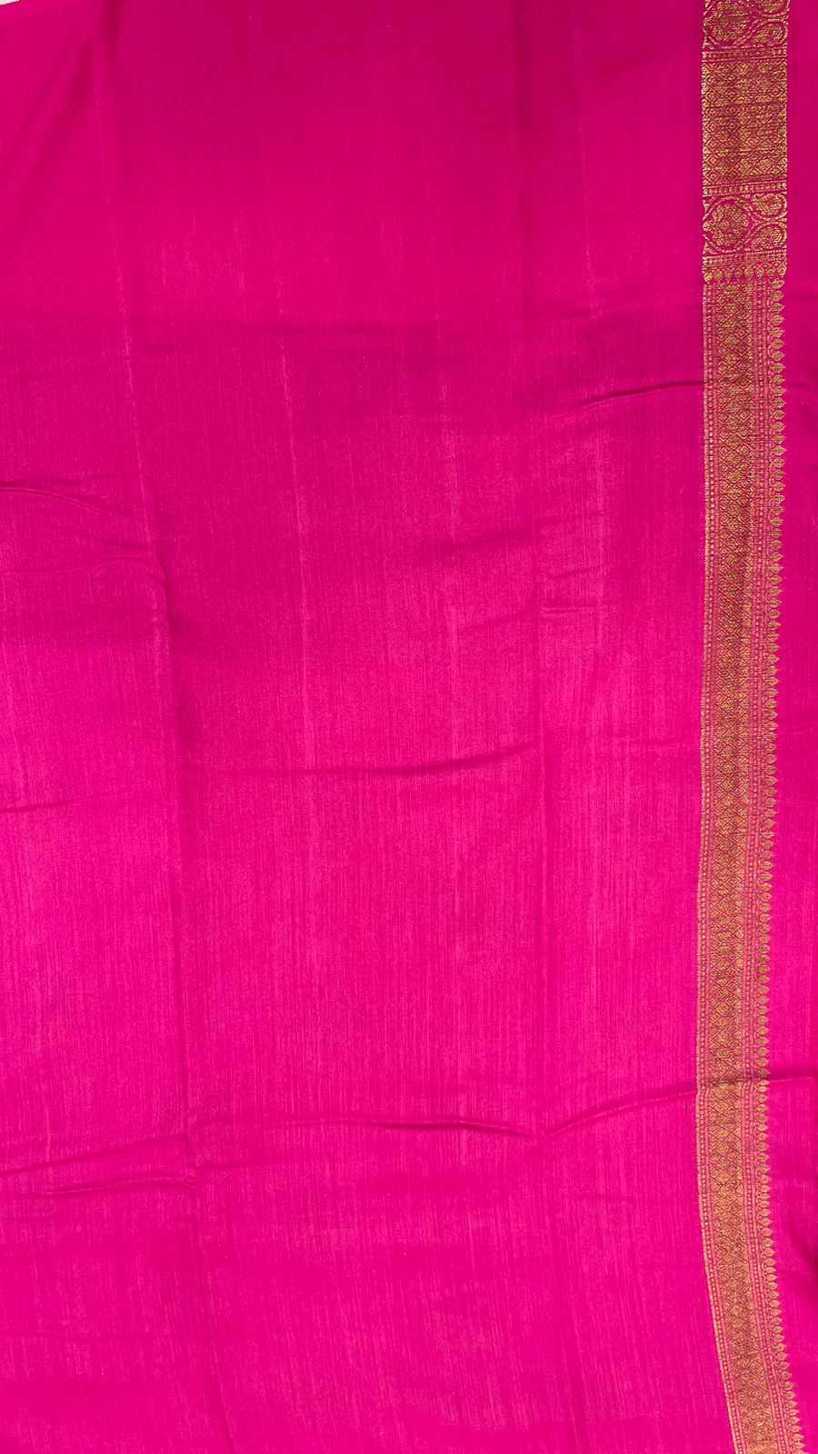 Faishana Pure Silk Handloom Red Muga Silk Zari Mina Floral Booti Contrast Magenta Anchal Copper Zari Border Banarasi Saree with Magenta Blouse