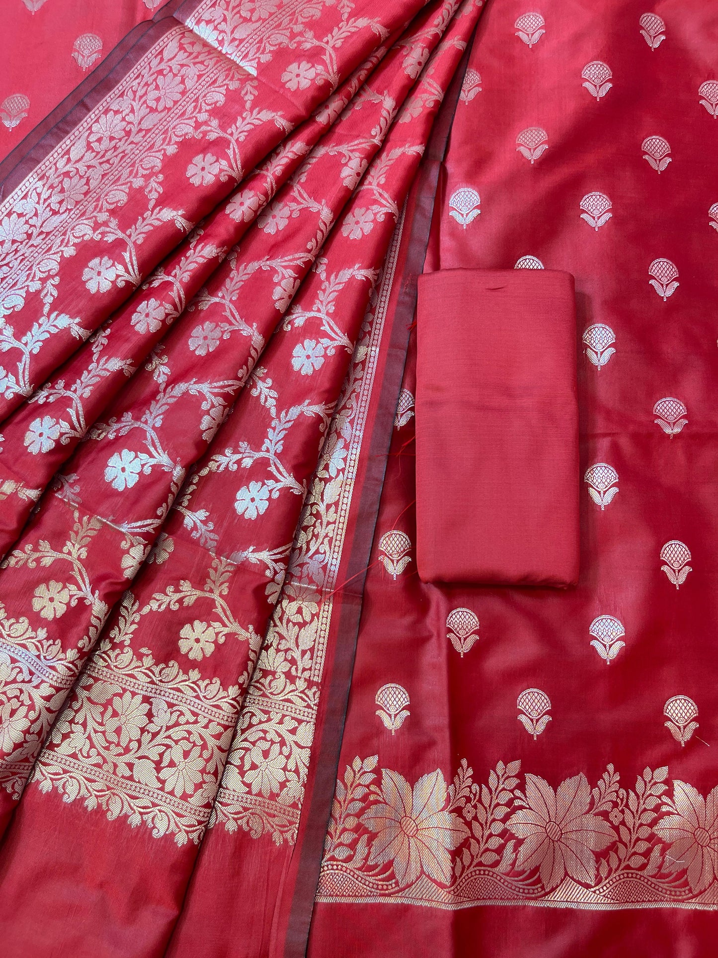 Red Semi Silk Floral Zari Booti Banarasi 3 pcs Suit Set with Zari Jaal Dupatta 900AJ_SK27