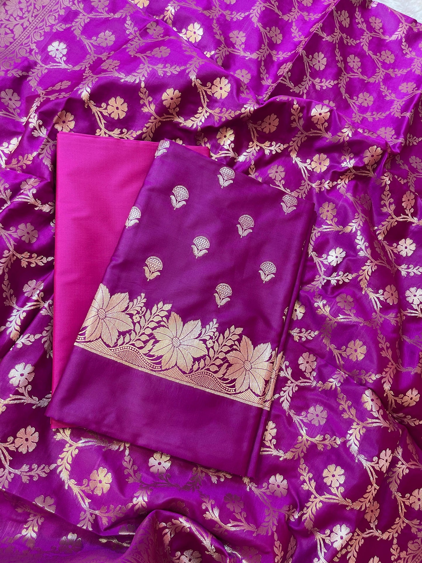 Magenta Semi Silk Floral Zari Booti Banarasi 3 pcs Suit Set with Zari Jaal Dupatta 900AJ_SK28