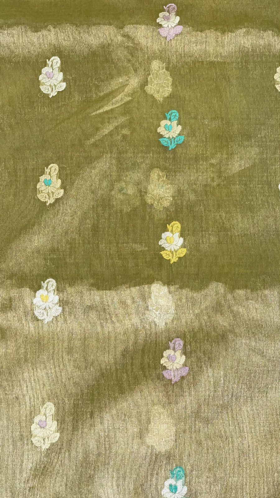 Faishana Pure Handloom Olive Green Kora Tissue Silk Sona Rupa Zari Booti Skirt Tilfi Zari Jaal Mina Contrast Pink Border with Contrast Pink Blouse Banarasi Saree