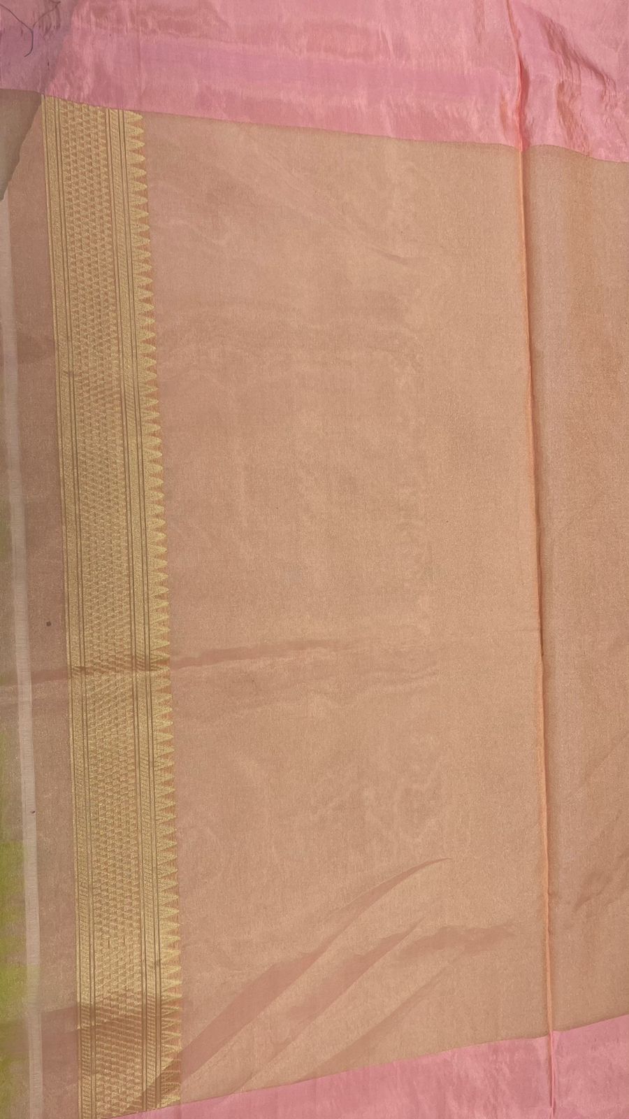 Faishana Pure Handloom Olive Green Kora Tissue Silk Sona Rupa Zari Booti Skirt Tilfi Zari Jaal Mina Contrast Pink Border with Contrast Pink Blouse Banarasi Saree