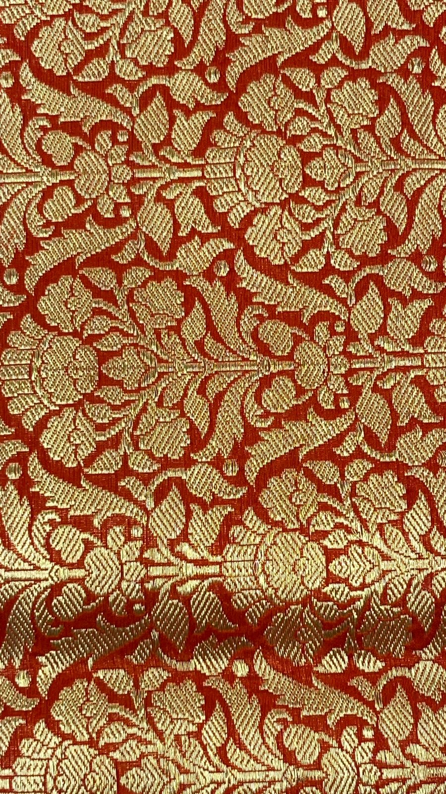 Essence of Tradition: Faishana Pure Handloom Katan Silk Rang kaat Golden Silver Zari Katan Silk Saree with Kadhwa Jungla Honey Bee Booti Blouse