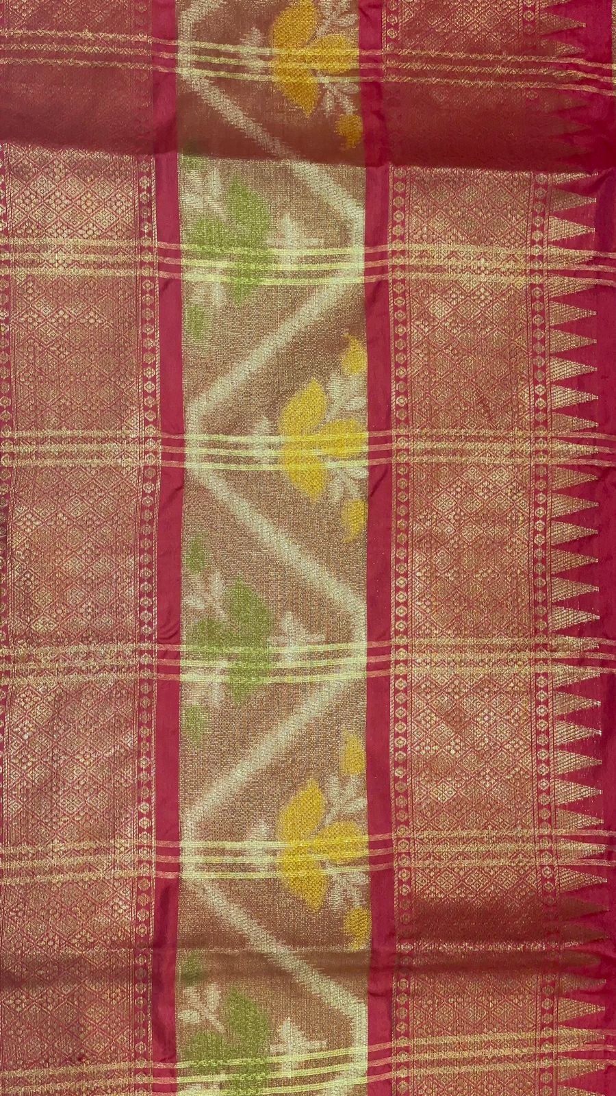 Maroon Art Silk Banarasi Sarees For Women GEASF_42