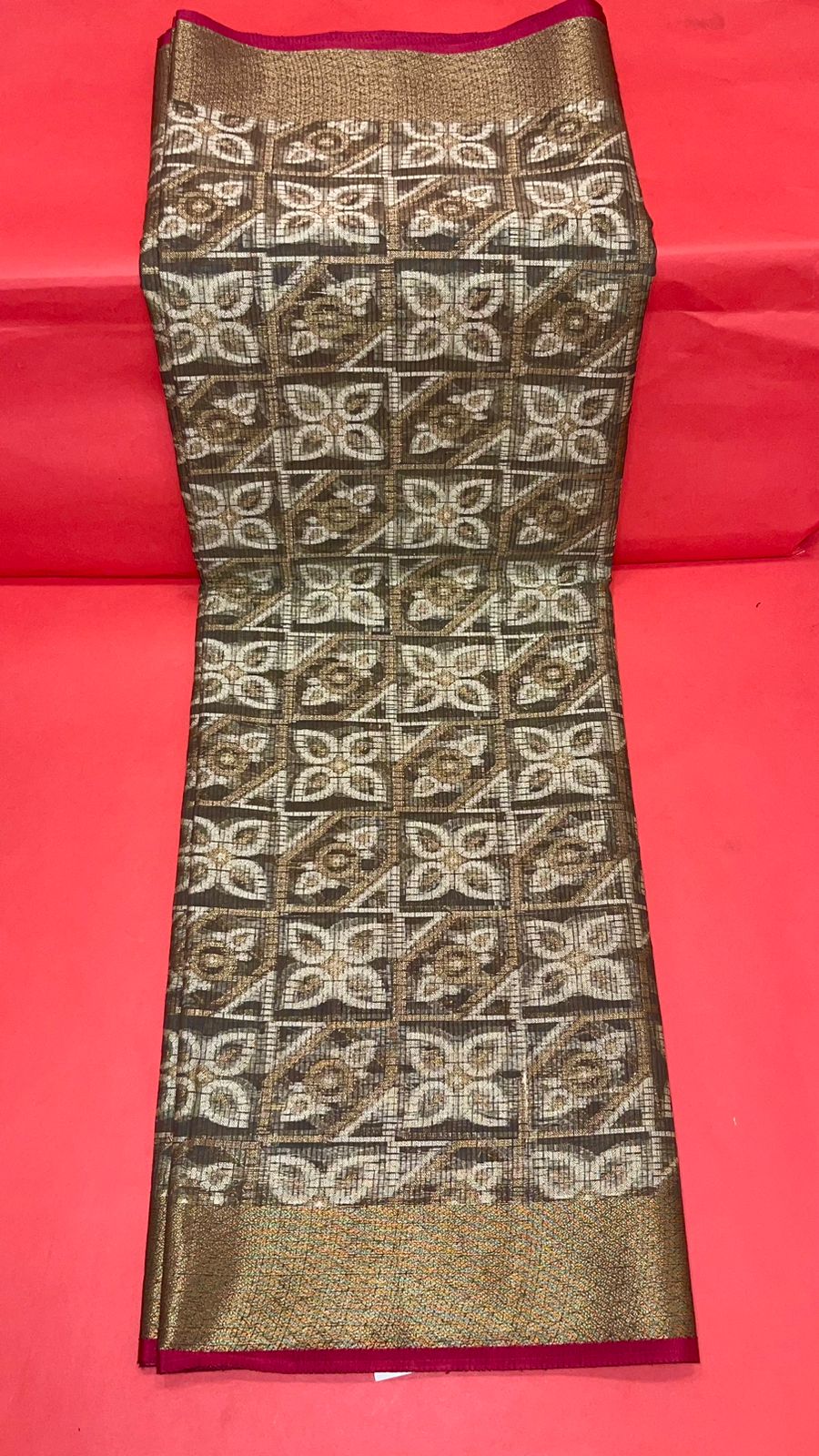 Faishana Presents Grey Cotton Paisley Stripe Zari With Grey Blouse Banarasi Saree