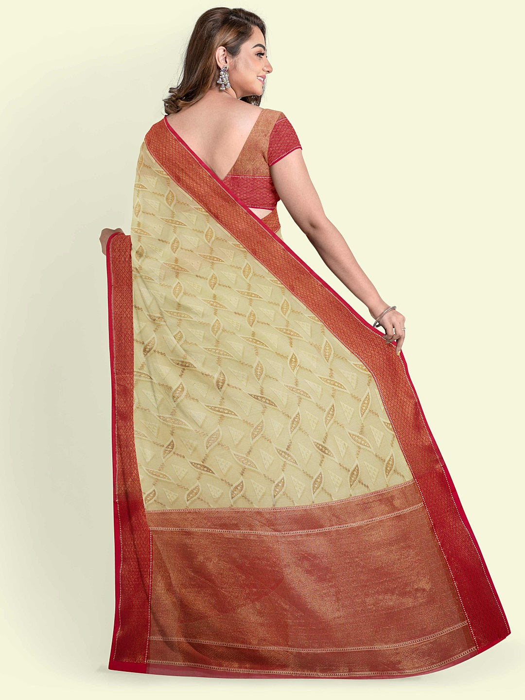 Faishana Presents Beige Abstarct Pattern With Pink Border And Pink Blouse Banarasi Saree