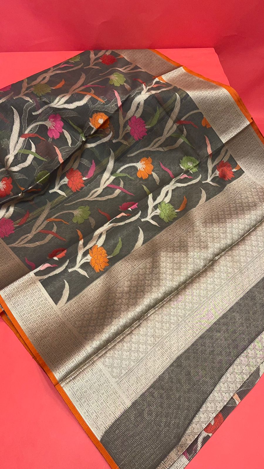 Grey Cotton Blend Banarasi Sarees For Women GEASF_760