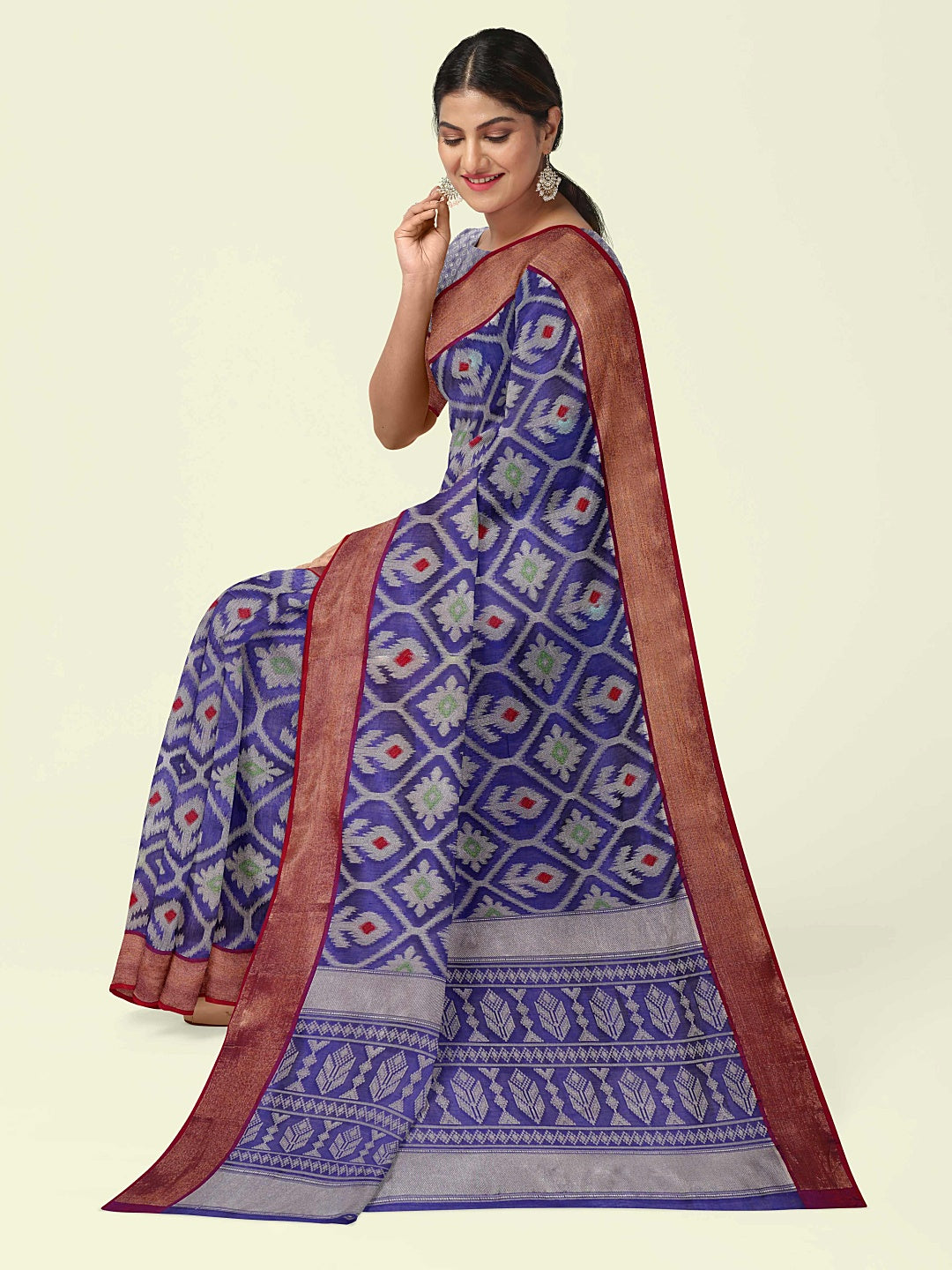 Blue Cotton Blend Banarasi Sarees For Women GEASF_772