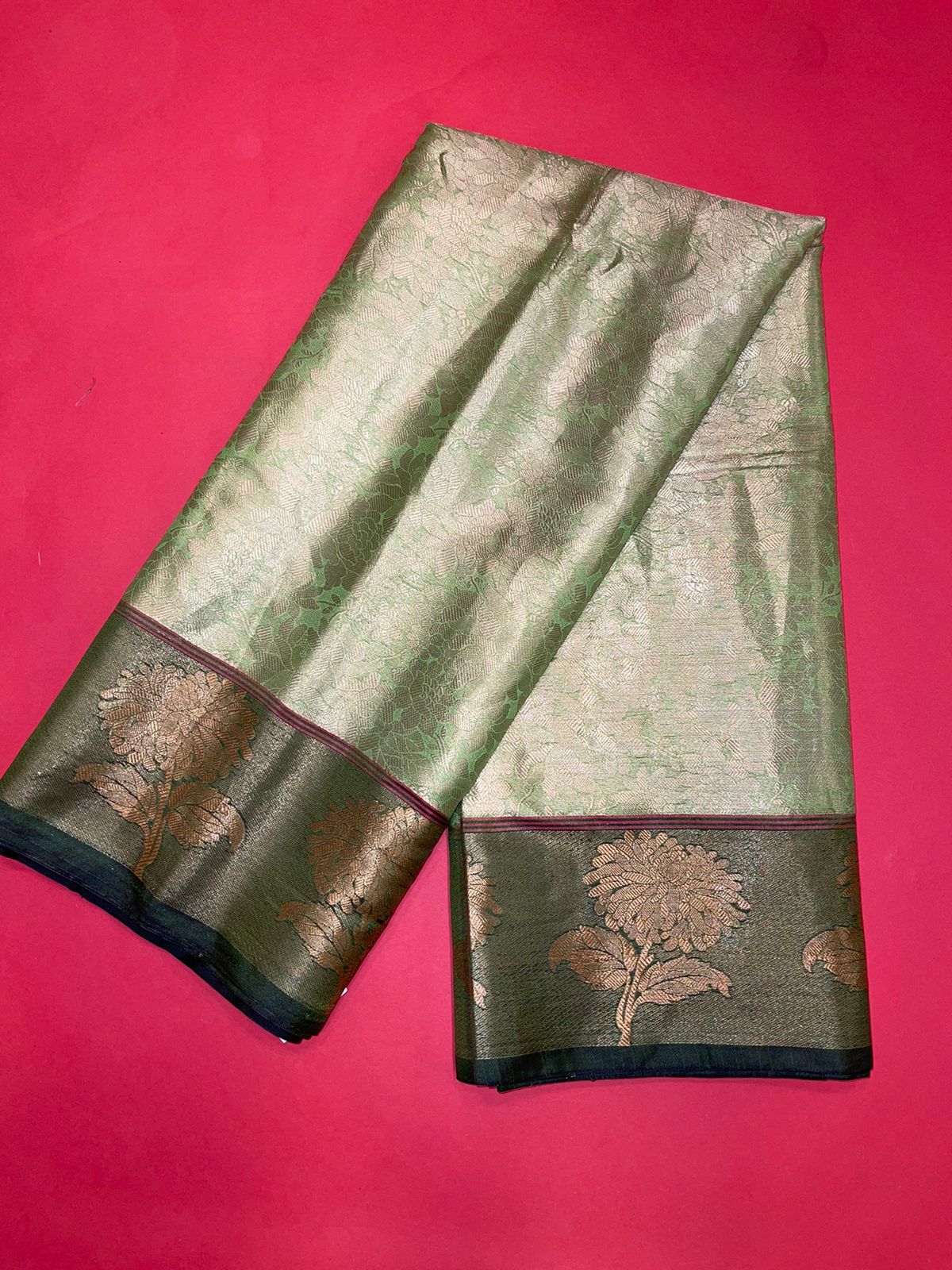 Faishana Presents Light Green Zari Kanchi Silk Brocade Contrast Zari Pattu Border Banarasi Saree