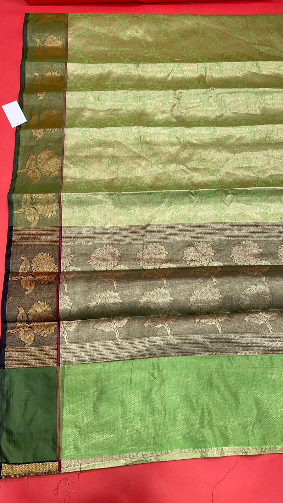 Faishana Presents Light Green Zari Kanchi Silk Brocade Contrast Zari Pattu Border Banarasi Saree