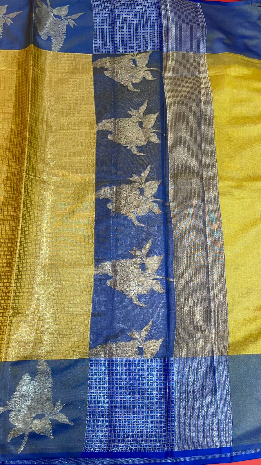 Gold Kanchi Silk Banarasi Sarees For Women GEBE18