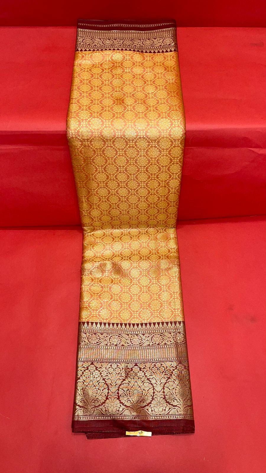 Faishana Presents Peach Zari Kanchi Silk Brocade Contrast Maroon Zari Pattu Border Banarasi Saree