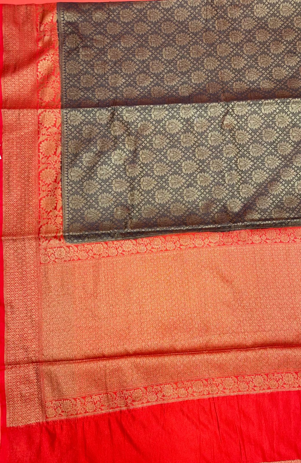 Black Cotton Blend Banarasi Sarees For Women GECT26