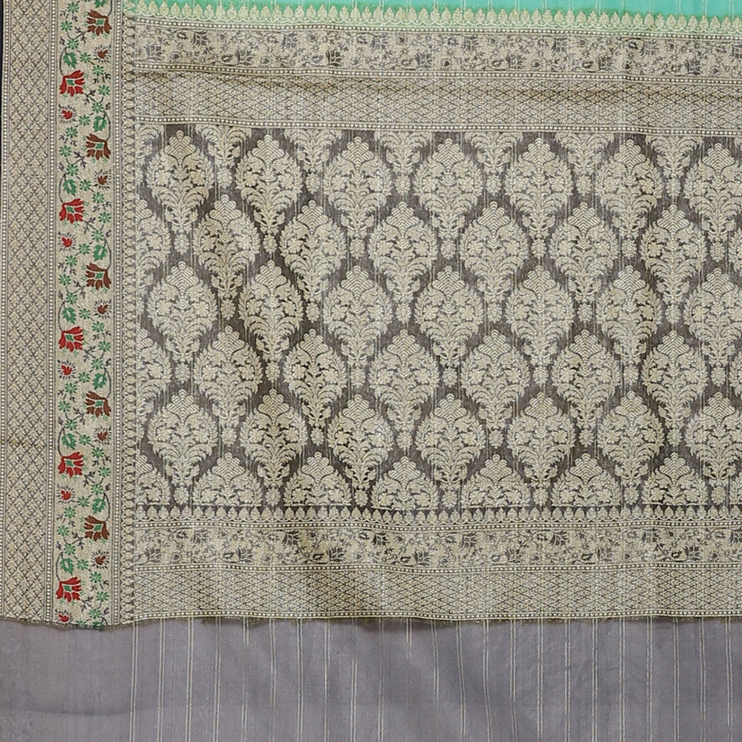 Faishana Presents Green Organza Zari Check Tilfi Kadiyal Black Contrast Border Banarasi Saree