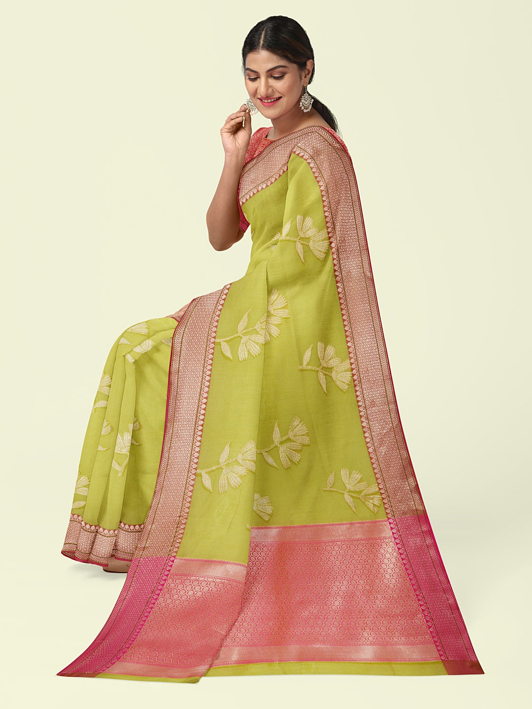 Faishana Presents Green Woven Organza Pink Border With Pink Blouse Banarasi Saree