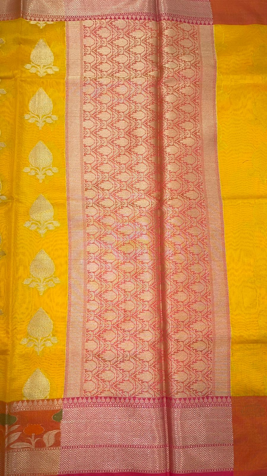 Gold Cotton Blend Banarasi Sarees For Women GEHKR 11