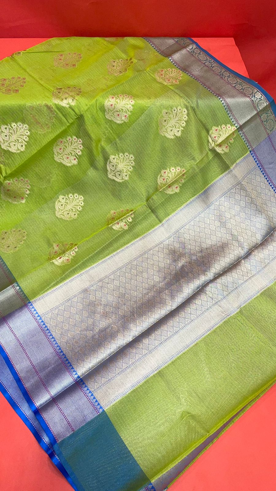 Green Cotton Blend Banarasi Sarees For Women GEHKR 75