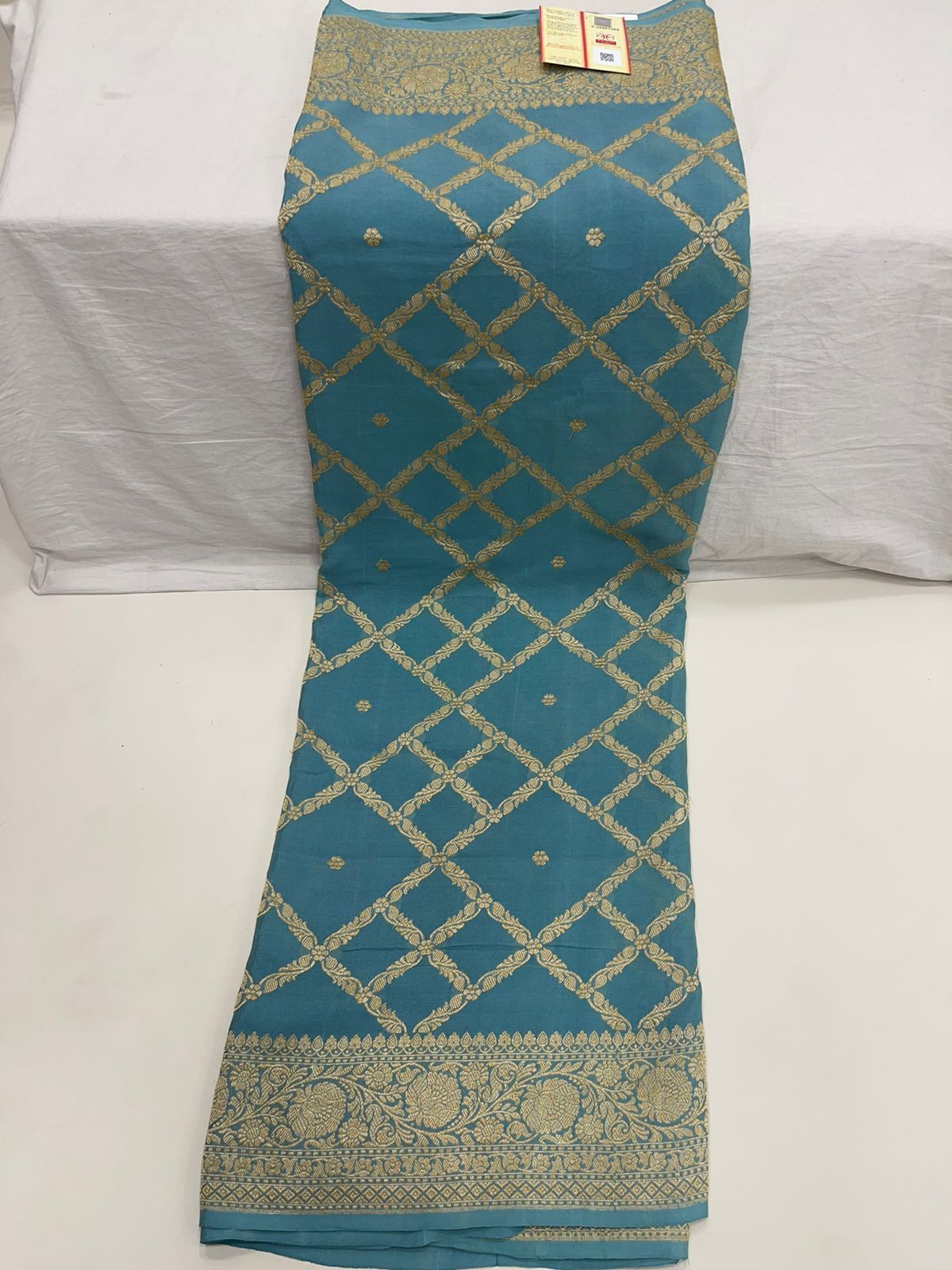 Faishana's Timeless Elegance Pure Silk Handloom Grey Khaddi Georgette Jangla Kadhwa Jaal with Banarasi Kadhwa Border Saree