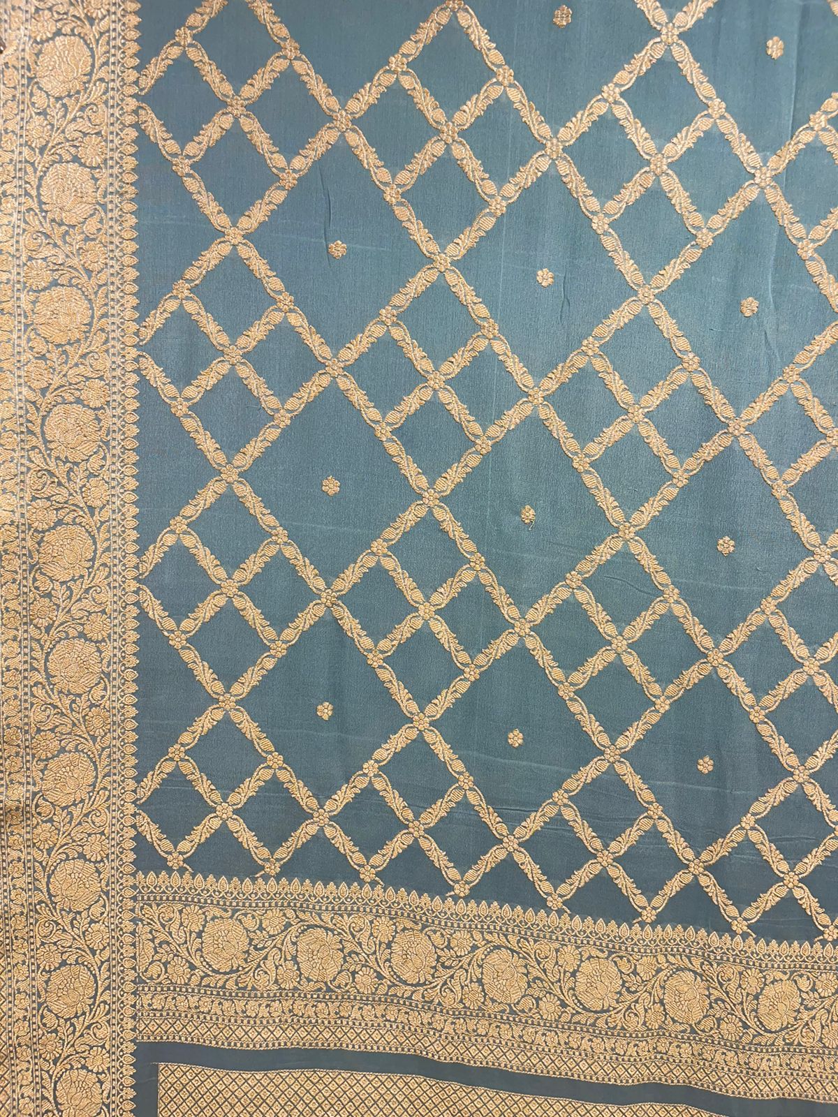 Faishana's Timeless Elegance Pure Silk Handloom Grey Khaddi Georgette Jangla Kadhwa Jaal with Banarasi Kadhwa Border Saree