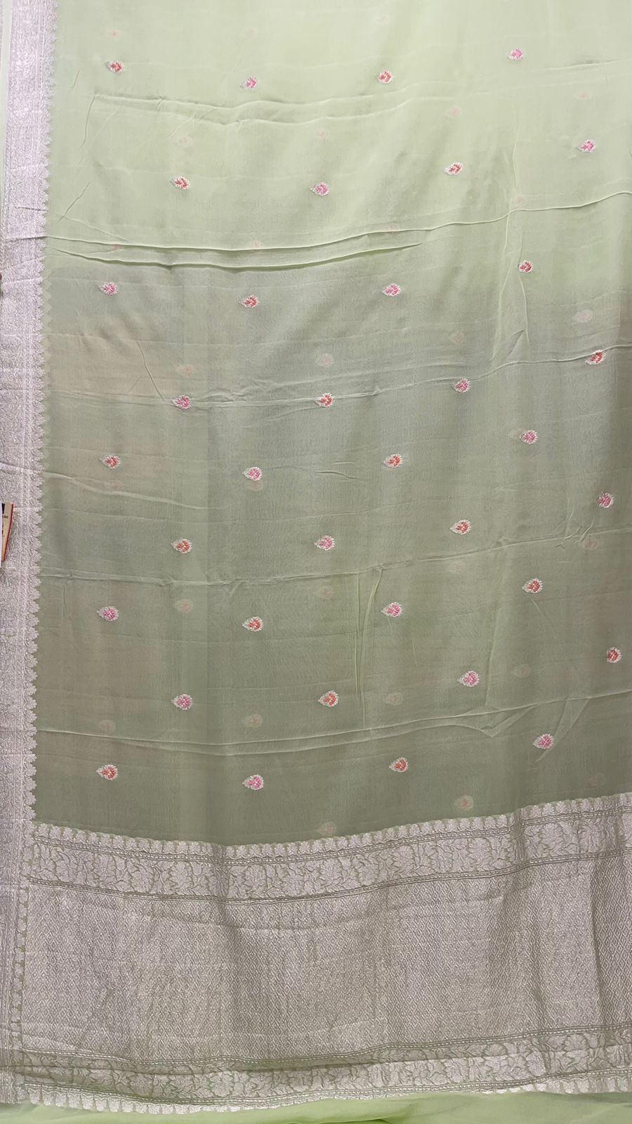 Faishana Pure Silk Handloom Light Green Khaddi Georgette Kadhwa Meena Silver Booti Saree with Banarasi Silver Zari Border Saree