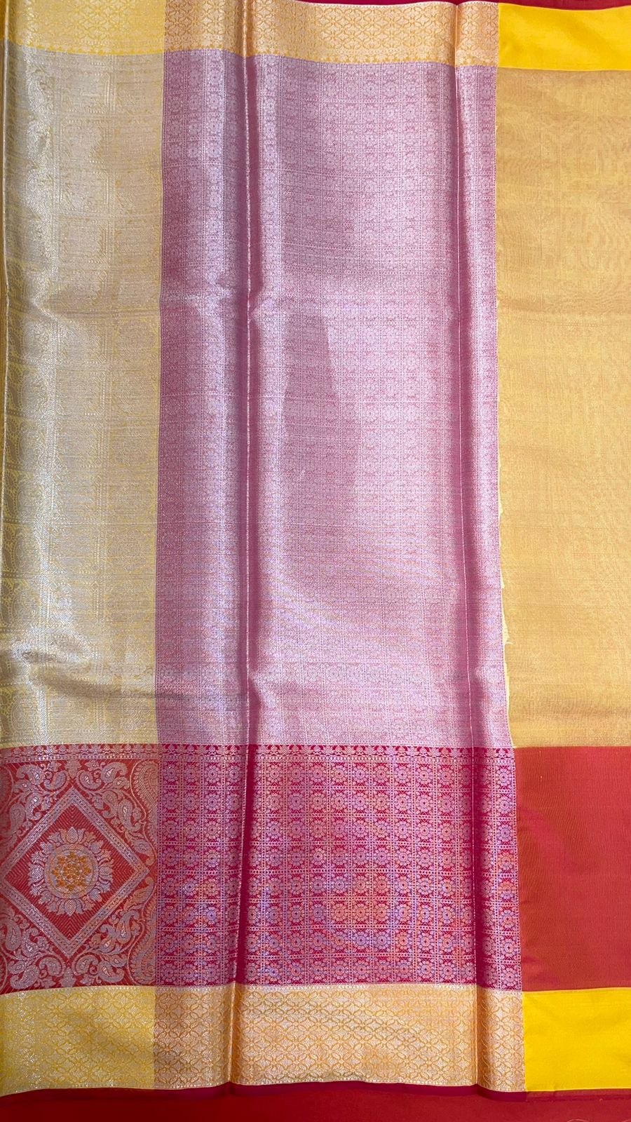 Gold Kanjeevaram Banarasi Sarees For Women GEMA10