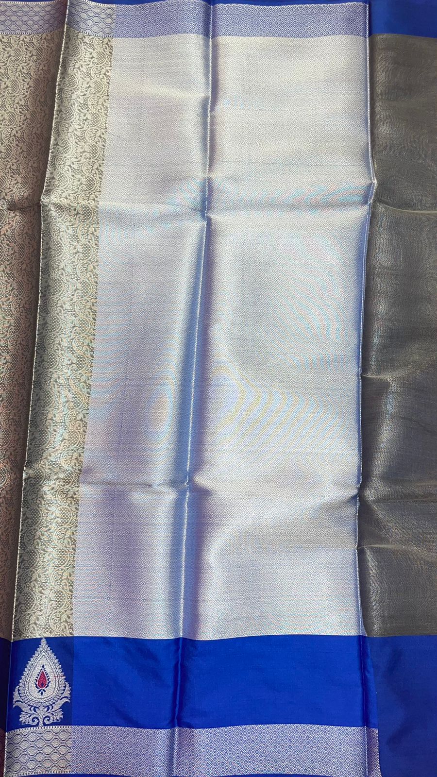 Grey Kanjeevaram Banarasi Sarees For Women GEMA15