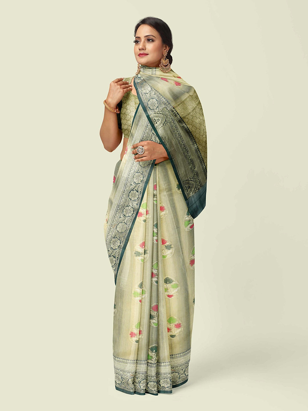 Faishana Presents Woven Grey Matka Silk Tilfi Boota Zari Border With Green Blouse Banarasi Saree