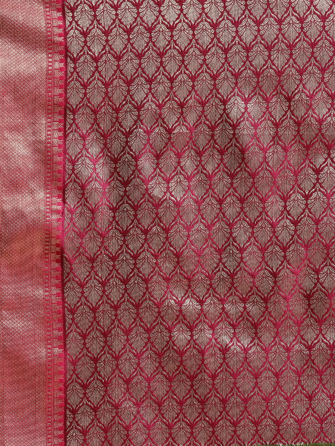 Faishana Presents Handwoven Green Matka Silk Boota Tilfi Skirt Zari Border With Magenta Blouse Banarasi Saree