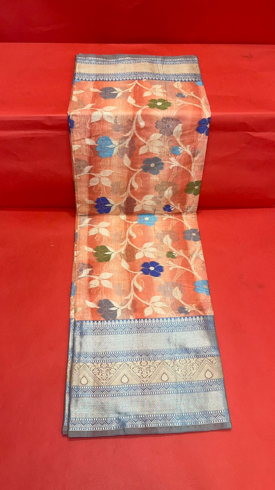 Faishana Presents Handwoven Peach Matka Silk Tilfi Jaal Skirt Border With Grey Blouse Banarasi Saree