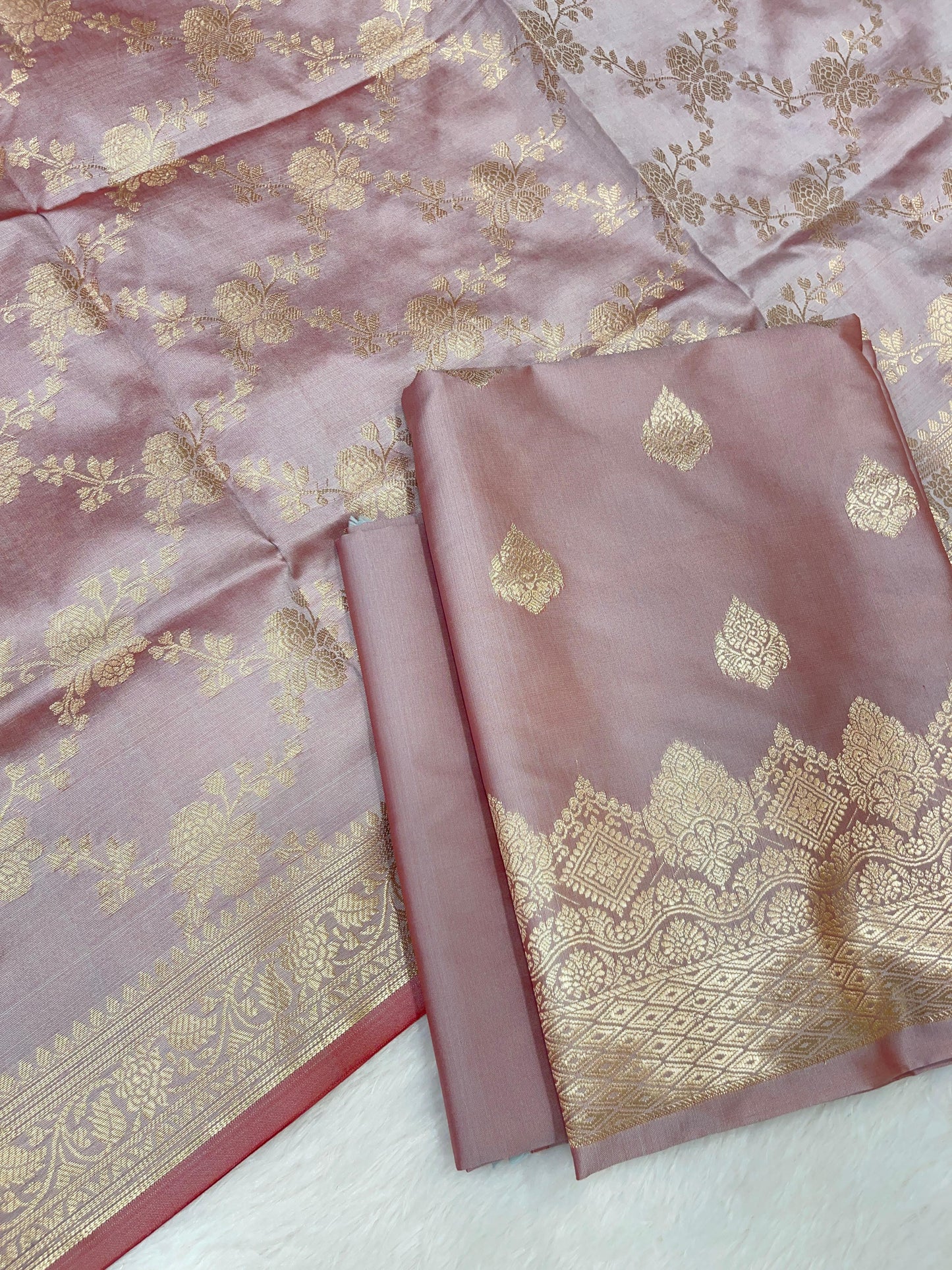 Mauve Semi Katan Silk Handloom Banarasi 3 pcs Suit Set MUB_SK94