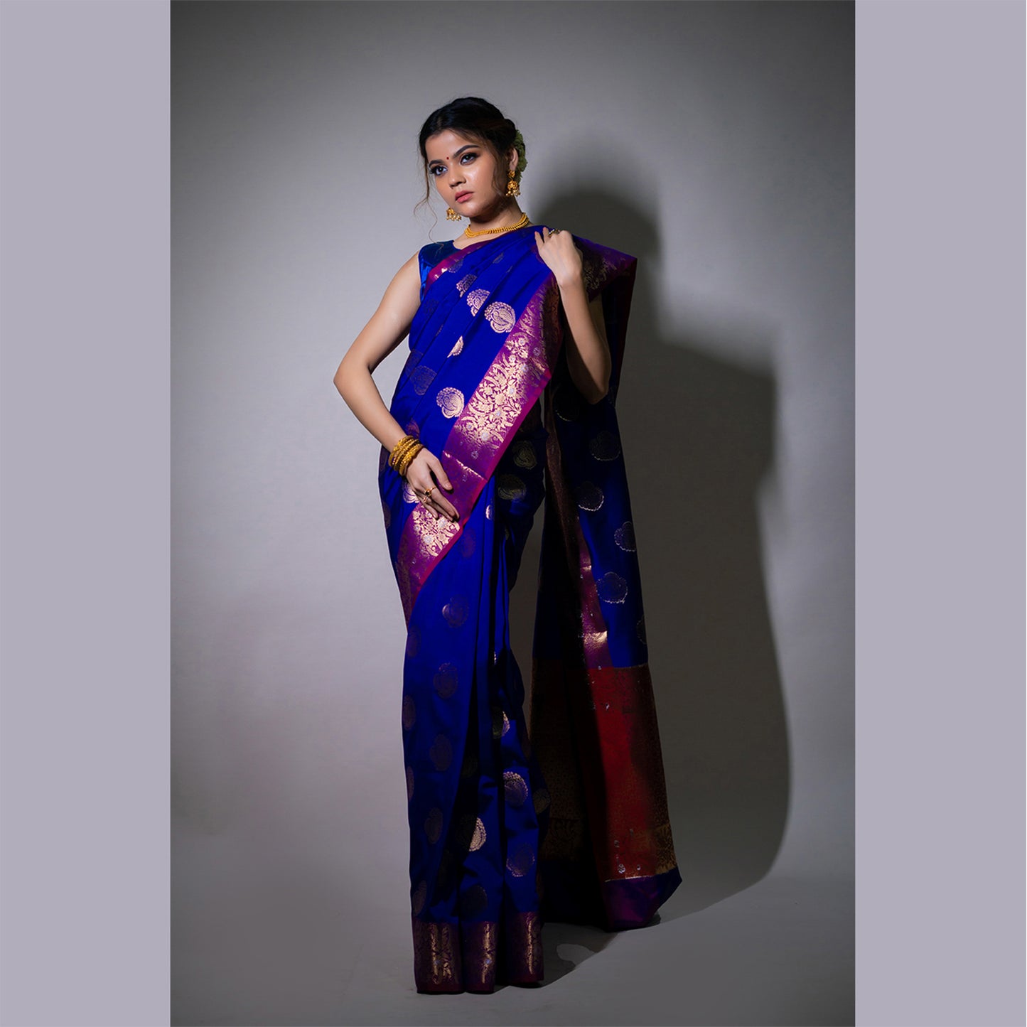 Faishana Presents Blue Katan Silk Woven Gold Zari Silver Meena Border Handloom Banarasi Saree With Maroon Blouse Piece